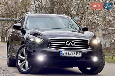 Внедорожник / Кроссовер Infiniti FX 37 2012 в 