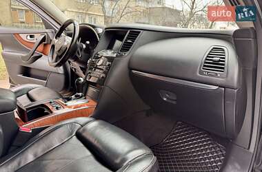 Внедорожник / Кроссовер Infiniti FX 37 2012 в 