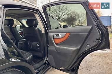 Внедорожник / Кроссовер Infiniti FX 37 2012 в 
