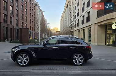 Внедорожник / Кроссовер Infiniti FX 37 2012 в 