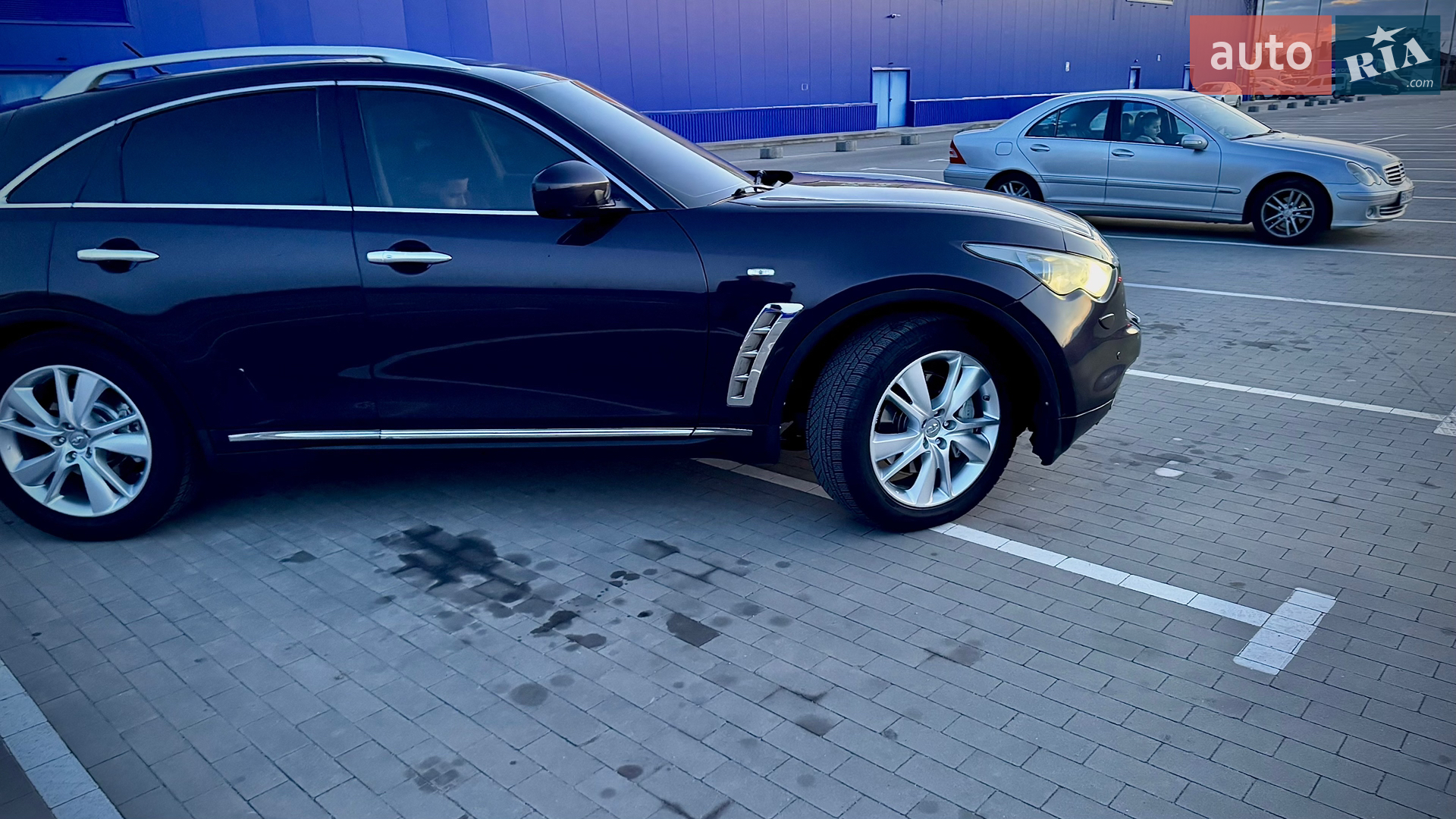 2011 Infiniti FX - мініатюра 29