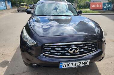 Позашляховик / Кросовер Infiniti FX 37 2011 в 
