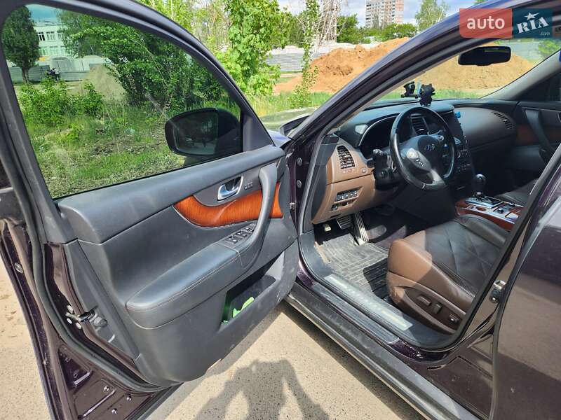 Внедорожник / Кроссовер Infiniti FX 37 2011 в Харькове