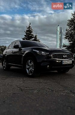 Внедорожник / Кроссовер Infiniti FX 37 2010 в Чернигове