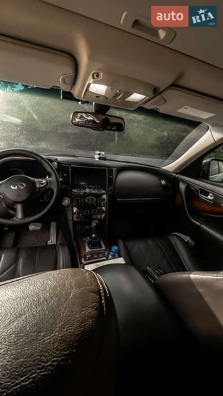 Внедорожник / Кроссовер Infiniti FX 37 2010 в Чернигове