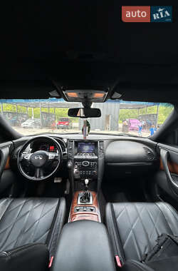 Позашляховик / Кросовер Infiniti FX 37 2011 в 