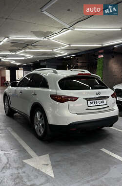Позашляховик / Кросовер Infiniti FX 37 2012 в 