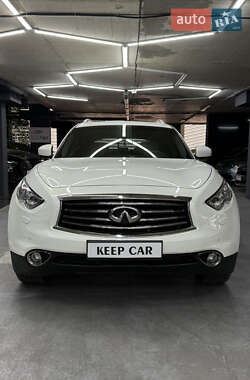 Позашляховик / Кросовер Infiniti FX 37 2012 в 