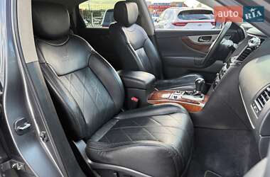 Внедорожник / Кроссовер Infiniti FX 37 2013 в 
