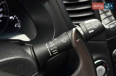 Внедорожник / Кроссовер Infiniti FX 37 2013 в 