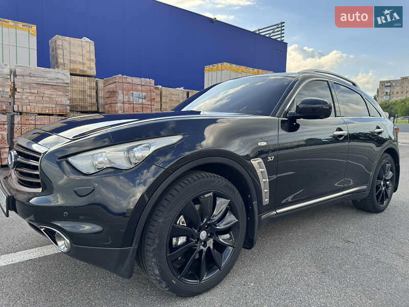 Внедорожник / Кроссовер Infiniti FX 37 2011 в Полтаве