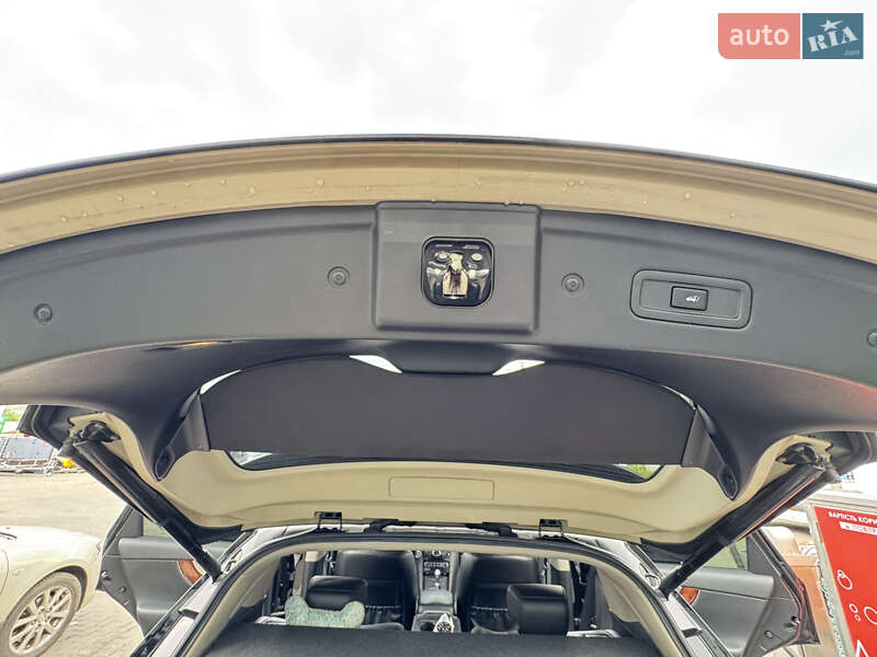 Позашляховик / Кросовер Infiniti FX 37 2012 в Києві