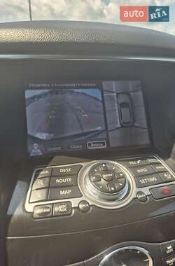 Внедорожник / Кроссовер Infiniti FX 37 2012 в 