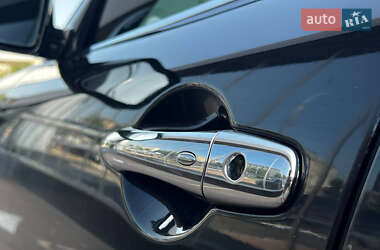 Внедорожник / Кроссовер Infiniti FX 37 2012 в 