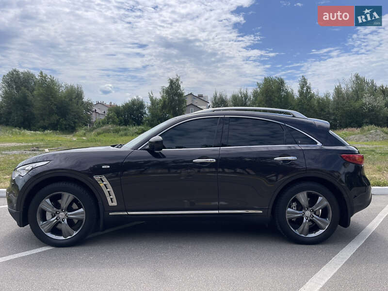 Позашляховик / Кросовер Infiniti FX 37 2010 в Києві