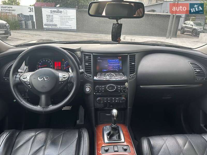 Позашляховик / Кросовер Infiniti FX 37 2011 в Києві