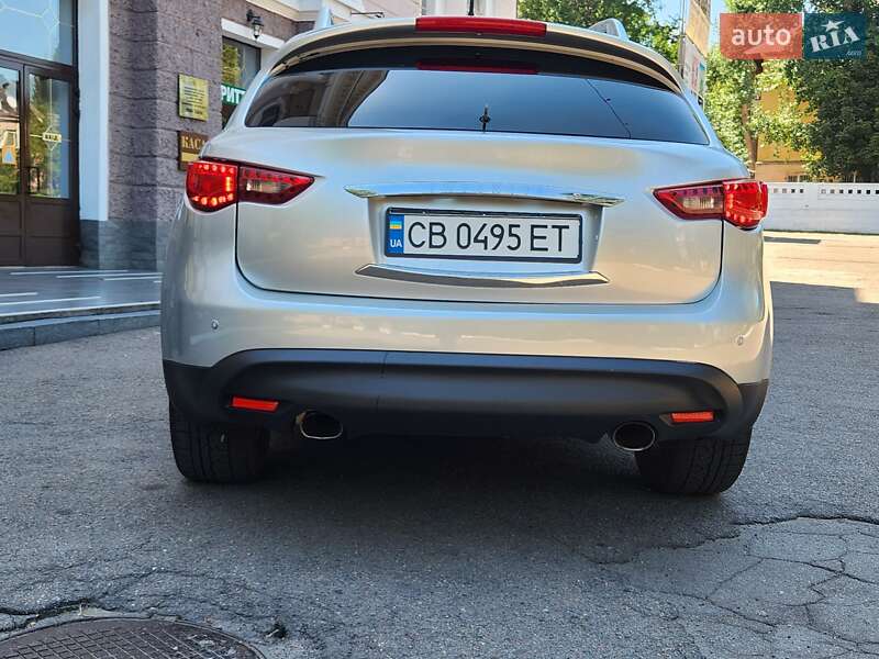 Внедорожник / Кроссовер Infiniti FX 37 2013 в Каменском