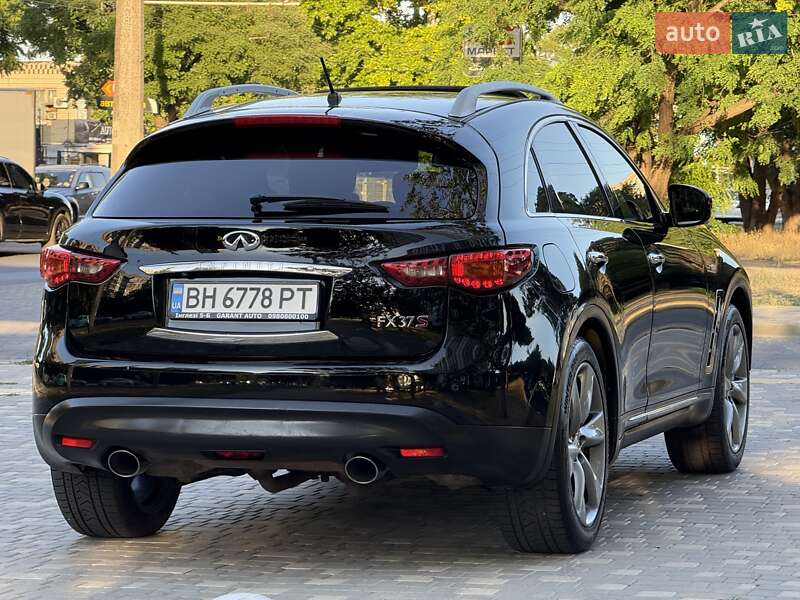 Внедорожник / Кроссовер Infiniti FX 37 2012 в Одессе