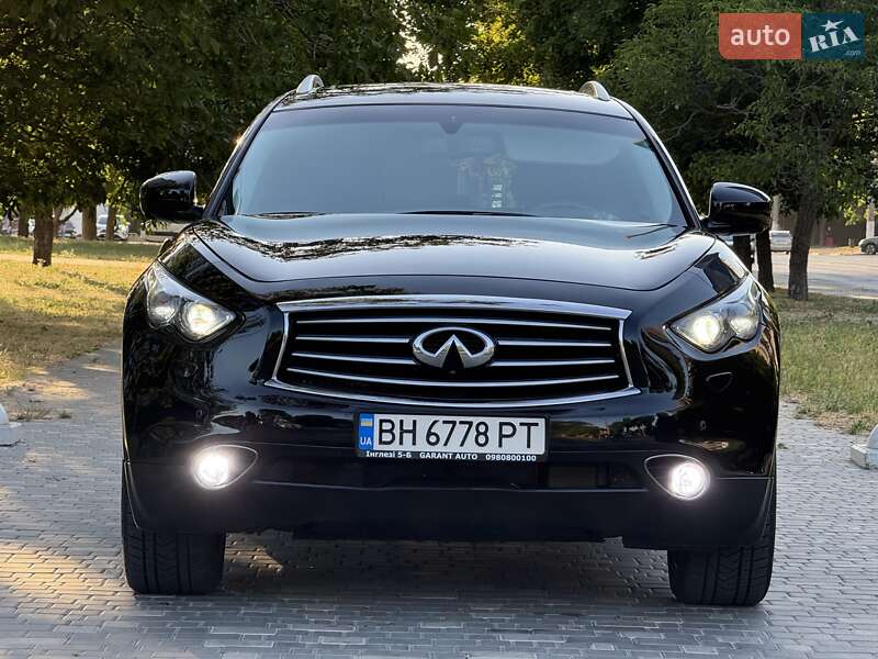 Внедорожник / Кроссовер Infiniti FX 37 2012 в Одессе