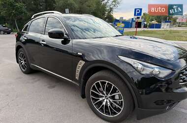Внедорожник / Кроссовер Infiniti FX 37 2011 в 