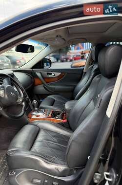 Внедорожник / Кроссовер Infiniti FX 37 2011 в 