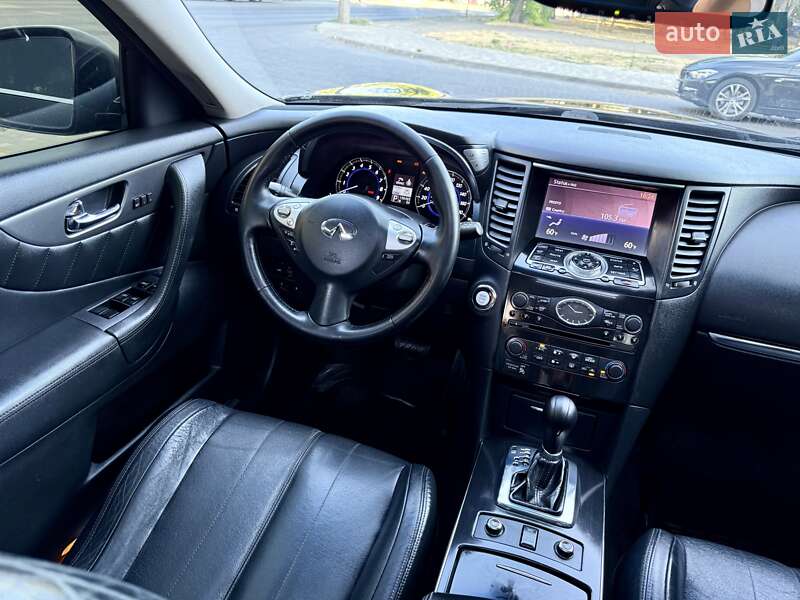 Внедорожник / Кроссовер Infiniti FX 37 2012 в Одессе