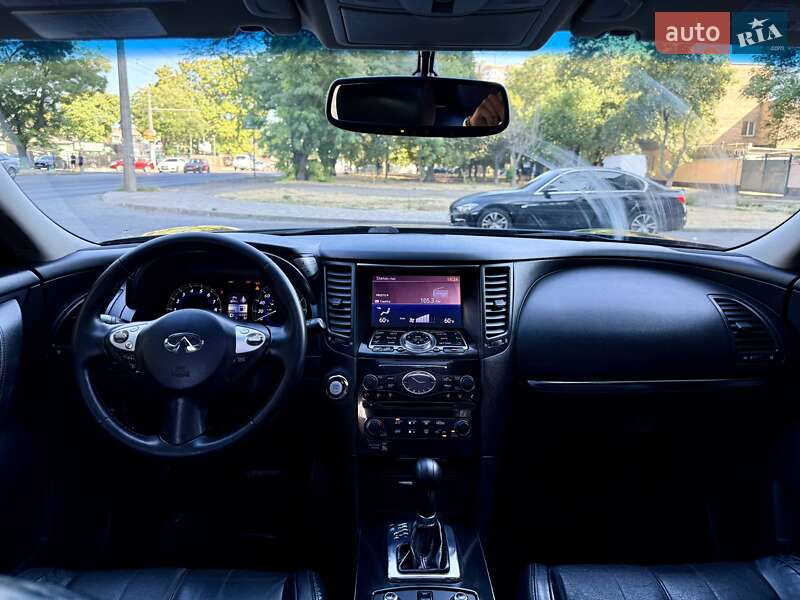 Внедорожник / Кроссовер Infiniti FX 37 2012 в Одессе