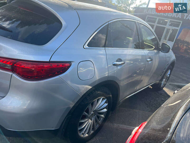 Внедорожник / Кроссовер Infiniti FX 37 2013 в Киеве фото 5 Внедорожник / Кроссовер Infiniti FX 37 2013 в Киеве