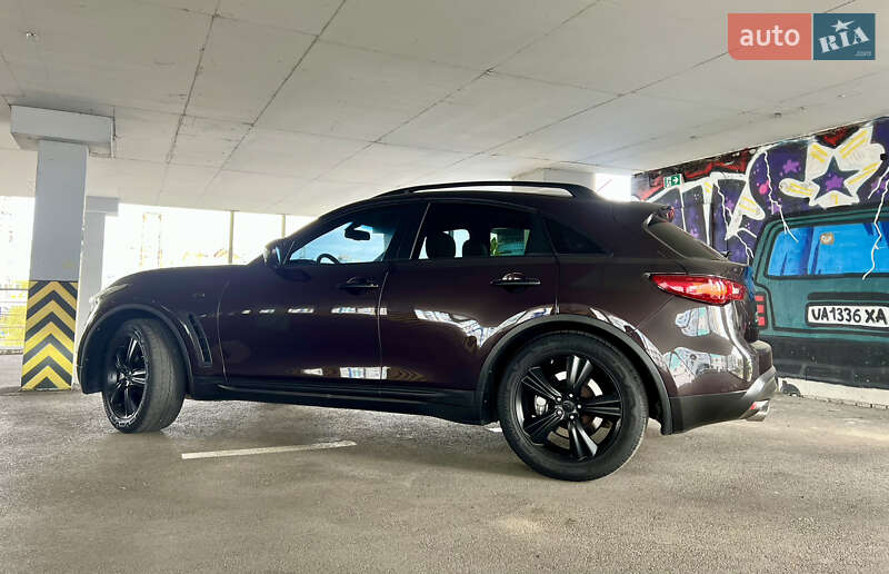 Внедорожник / Кроссовер Infiniti FX 37 2011 в Харькове