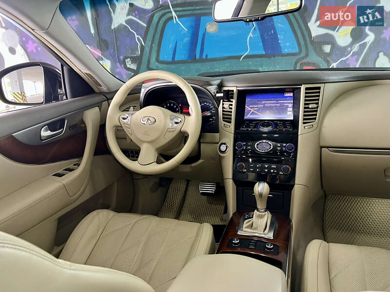 Внедорожник / Кроссовер Infiniti FX 37 2011 в Харькове