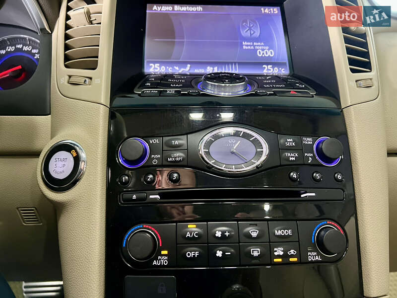 Внедорожник / Кроссовер Infiniti FX 37 2011 в Харькове