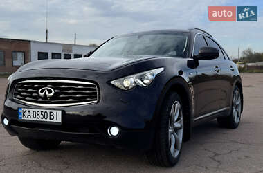 Внедорожник / Кроссовер Infiniti FX 37 2010 в 