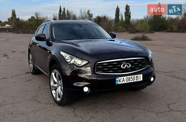 Внедорожник / Кроссовер Infiniti FX 37 2010 в 