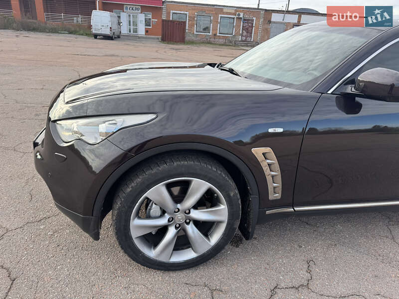 Внедорожник / Кроссовер Infiniti FX 37 2010 в Киеве фото 25 Внедорожник / Кроссовер Infiniti FX 37 2010 в Киеве