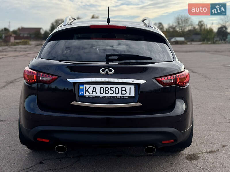 Внедорожник / Кроссовер Infiniti FX 37 2010 в Киеве фото 9 Внедорожник / Кроссовер Infiniti FX 37 2010 в Киеве