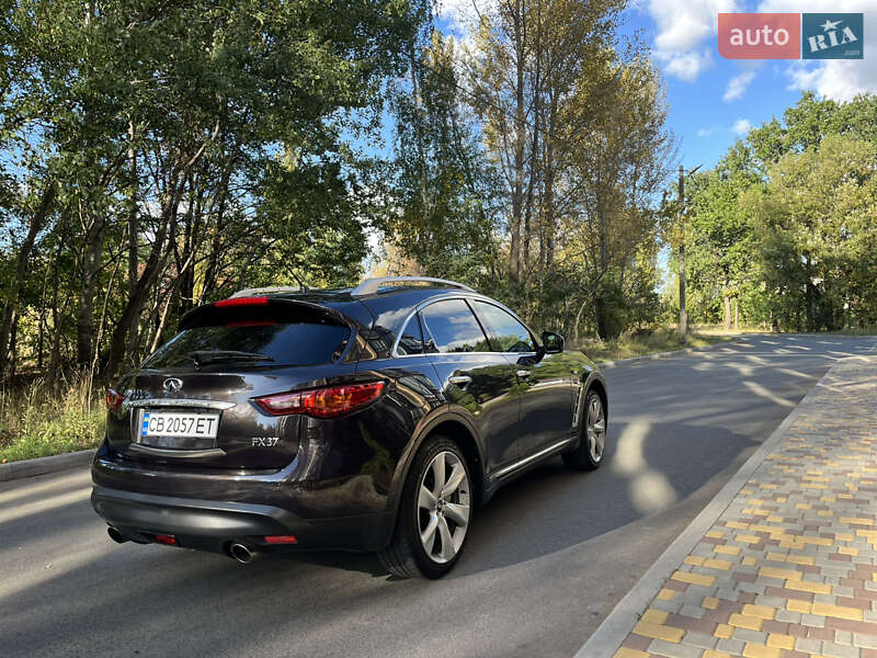 Внедорожник / Кроссовер Infiniti FX 37 2011 в Чернигове фото 6 Внедорожник / Кроссовер Infiniti FX 37 2011 в Чернигове