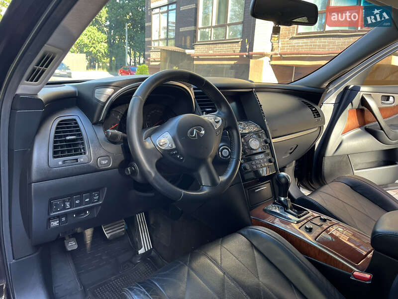 Внедорожник / Кроссовер Infiniti FX 37 2011 в Чернигове фото 26 Внедорожник / Кроссовер Infiniti FX 37 2011 в Чернигове