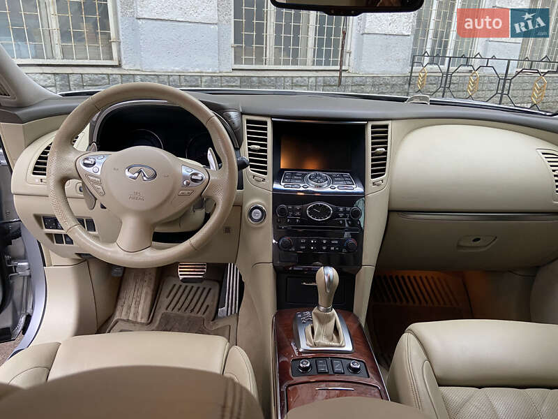 Позашляховик / Кросовер Infiniti FX 37 2010 в Одесі
