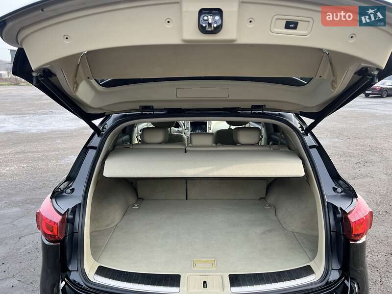Позашляховик / Кросовер Infiniti FX 37 2011 в Харкові