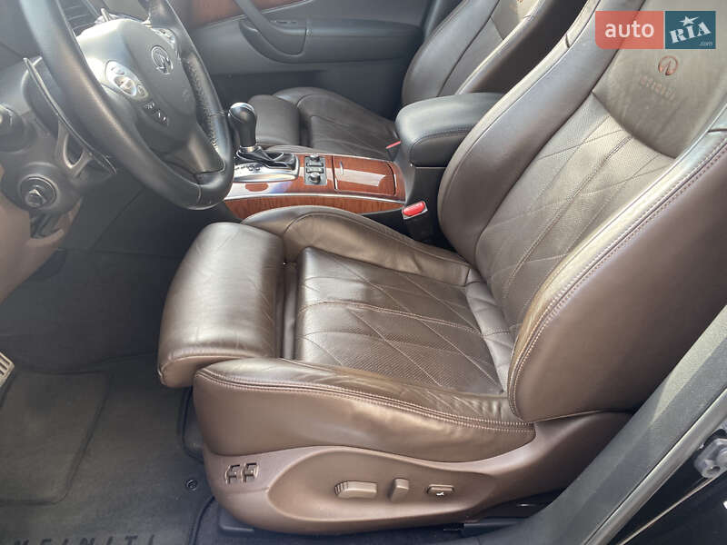 Внедорожник / Кроссовер Infiniti FX 37 2012 в Киеве