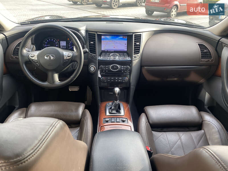 Внедорожник / Кроссовер Infiniti FX 37 2012 в Киеве