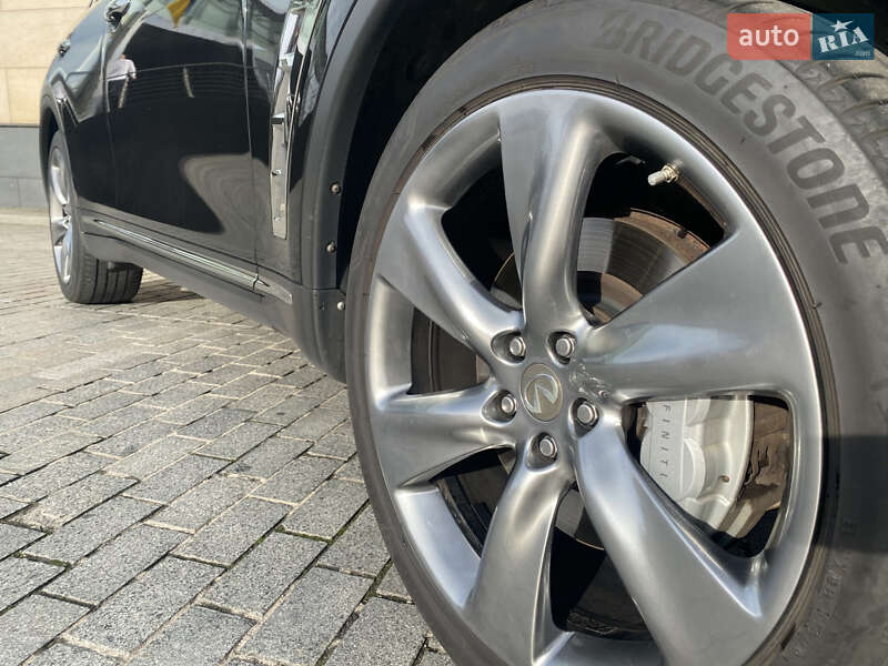 Внедорожник / Кроссовер Infiniti FX 37 2012 в Киеве