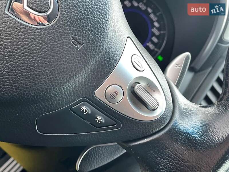 Внедорожник / Кроссовер Infiniti FX 37 2012 в Киеве