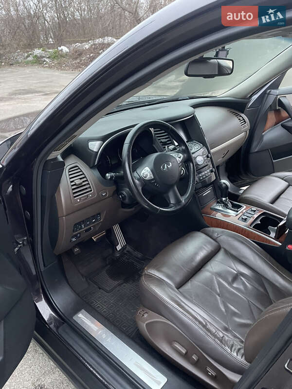 Позашляховик / Кросовер Infiniti FX 37 2011 в Чернігові