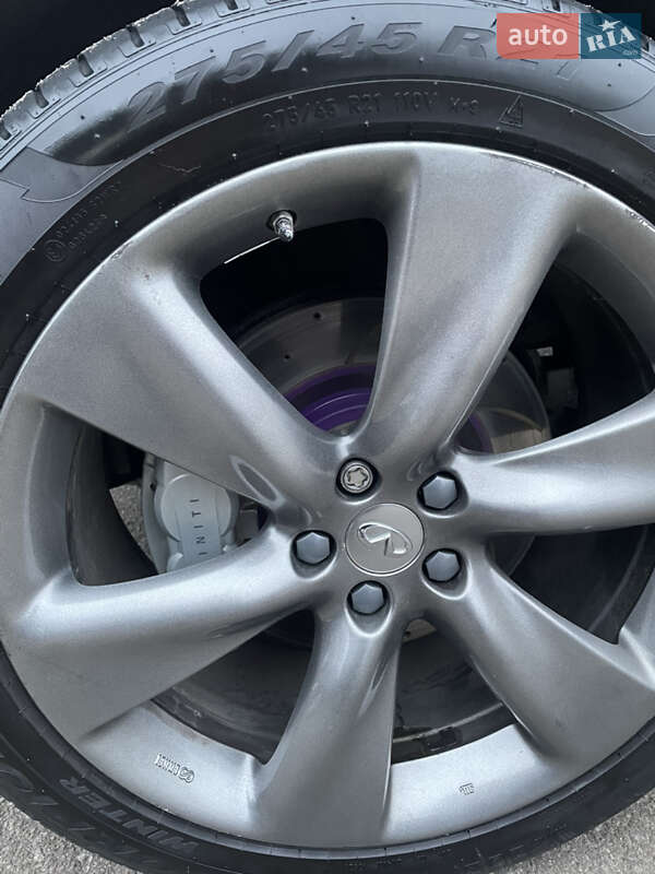 Позашляховик / Кросовер Infiniti FX 37 2011 в Чернігові