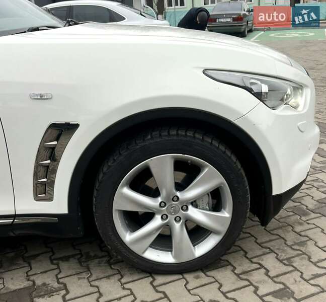 Позашляховик / Кросовер Infiniti FX 37 2012 в Ставищі