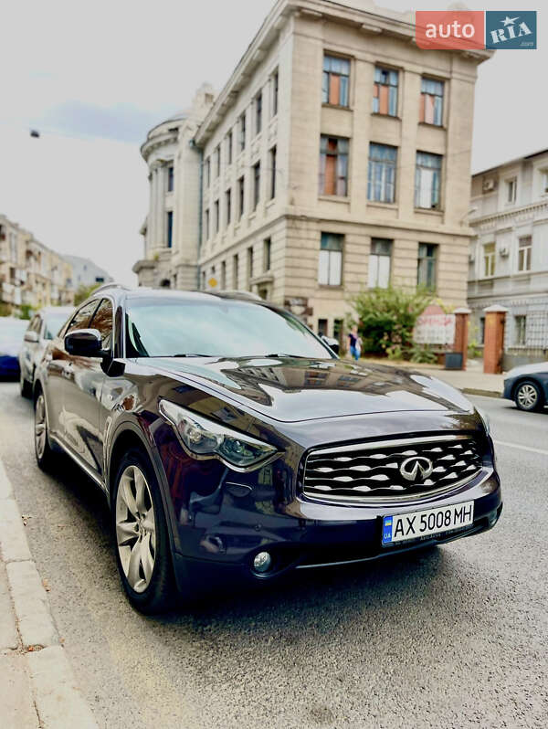 Infiniti FX 37 2011 Infiniti FX 37 2011