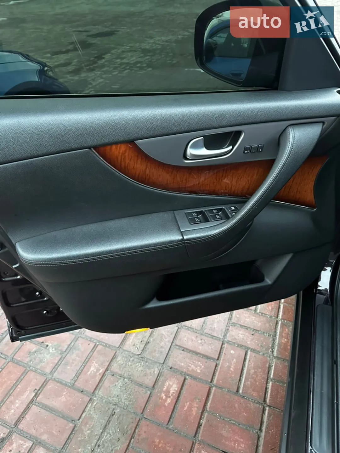2011 Infiniti FX - мініатюра 23