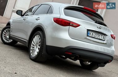 Внедорожник / Кроссовер Infiniti FX 37 2013 в Каменском