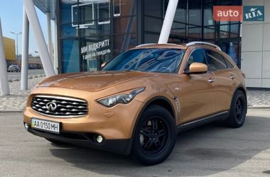 Позашляховик / Кросовер Infiniti FX 37 2010 в Києві